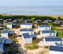 Camping Caravanile : Camping Proche Mer2000x860