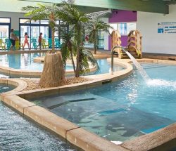 Camping Caravanile : Espaceaquatique Balneo Piscineinterieur Piscinecouvertechauffee01